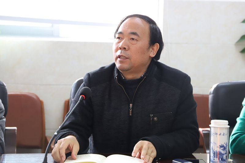 我校教導(dǎo)處、教科室組織召開教研組長工作協(xié)調(diào)會 我校教導(dǎo)處、教科室組織召開教研組長工作協(xié)調(diào)會
