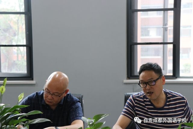 自貢市外國語學(xué)校--加強(qiáng)安全工作，構(gòu)建安全校園