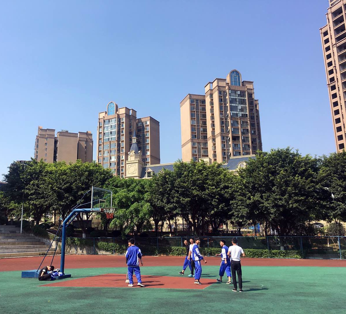 仁壽華達高中有什么辦學優(yōu)勢？