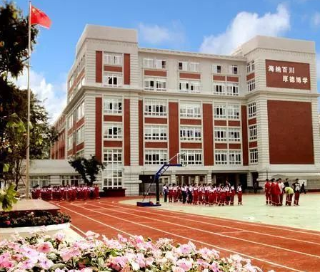 成都樹德實(shí)驗中學(xué)校園風(fēng)采