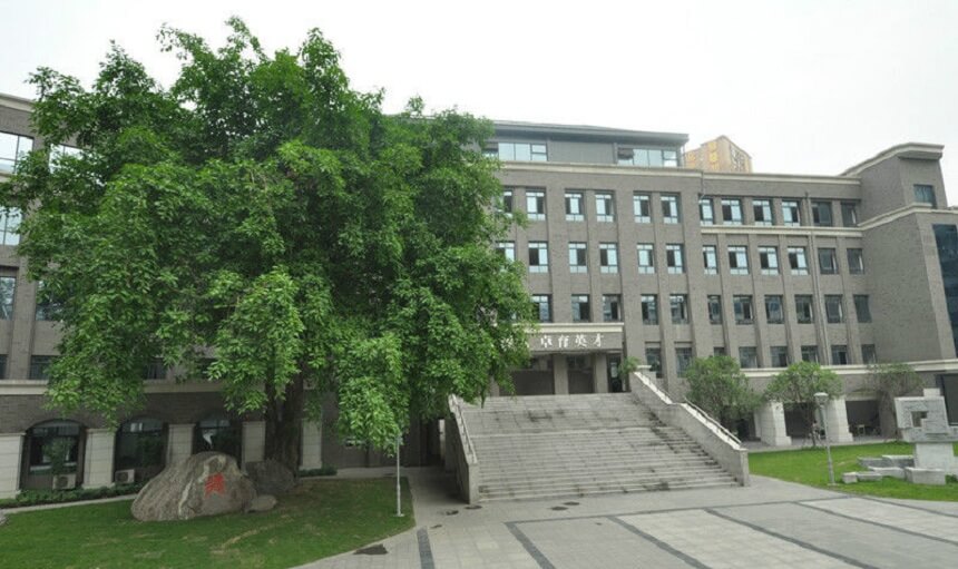 成都樹德中學校園環(huán)境怎么樣？