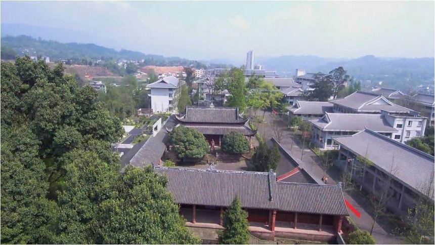 名山中學教學質量怎么樣？
