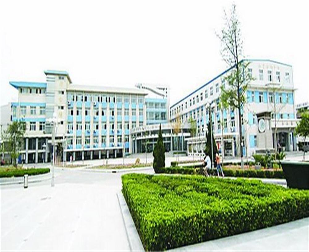 開封中學(xué)2020年學(xué)校學(xué)費(fèi)多少錢一年？