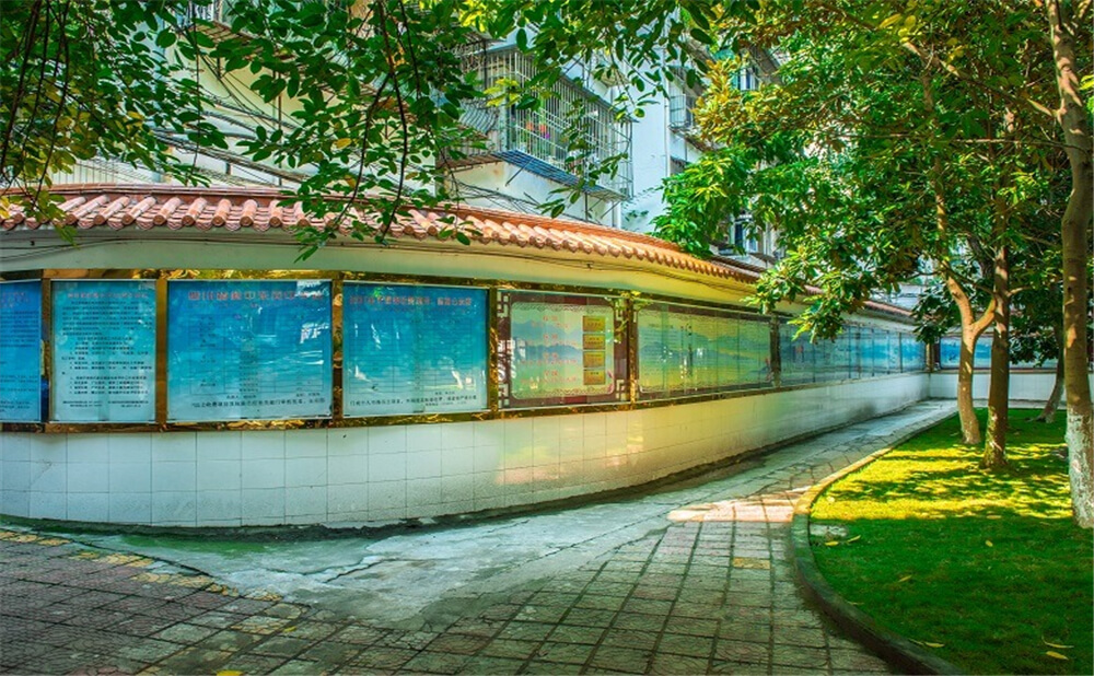 閬中東風(fēng)中學(xué)2020年中考錄取分?jǐn)?shù)線多少分？