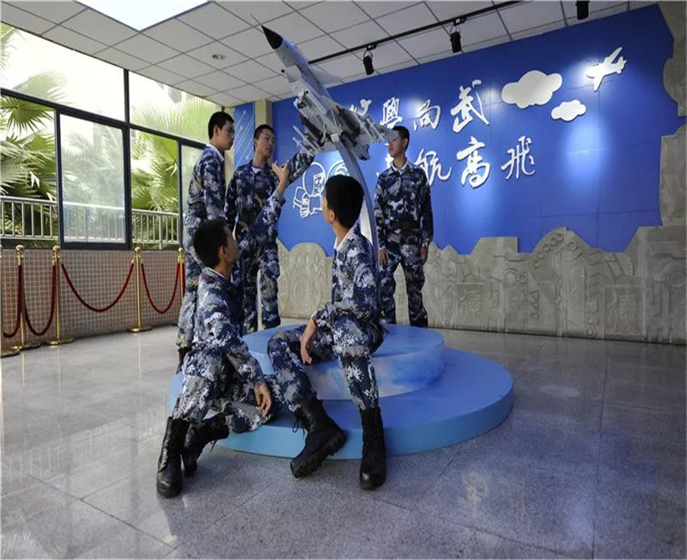 四川大學(xué)附屬中學(xué)每年的學(xué)費多少錢？