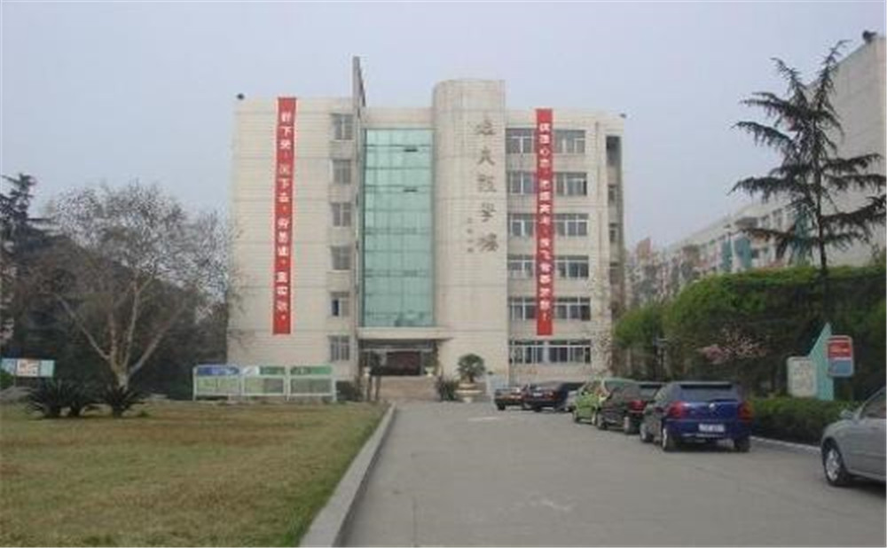 四川師范大學(xué)附屬中學(xué)2020年的能錄取分?jǐn)?shù)是多少？