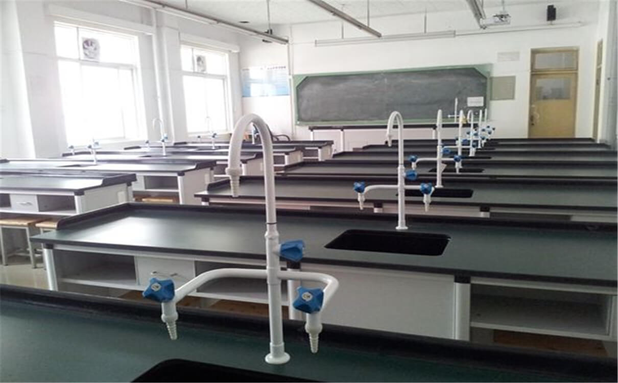 西南交通大學(xué)附屬中學(xué)的高中怎么樣？