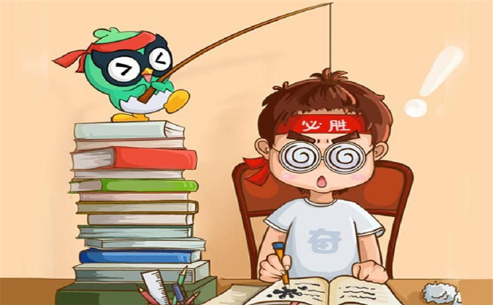 成都經(jīng)濟技術(shù)開發(fā)區(qū)實驗中學(xué)每年的學(xué)費是多少？