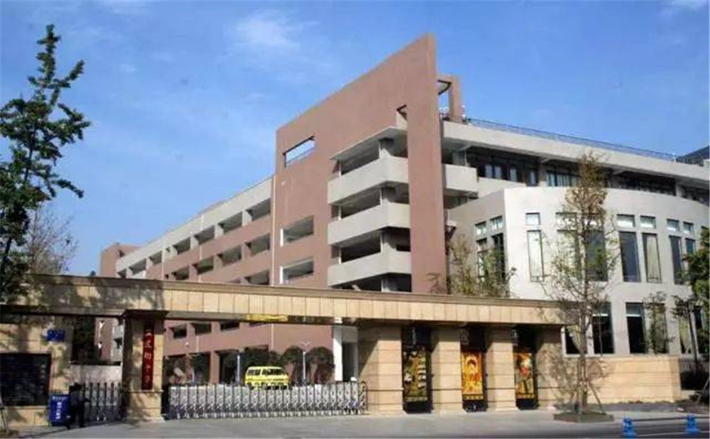 成都市田家炳中學(xué)2020年招生計(jì)劃是多少？