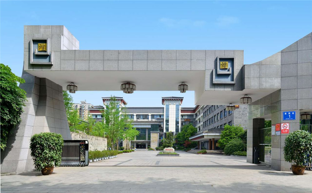 成都市西北中學的高考升學率是多少？