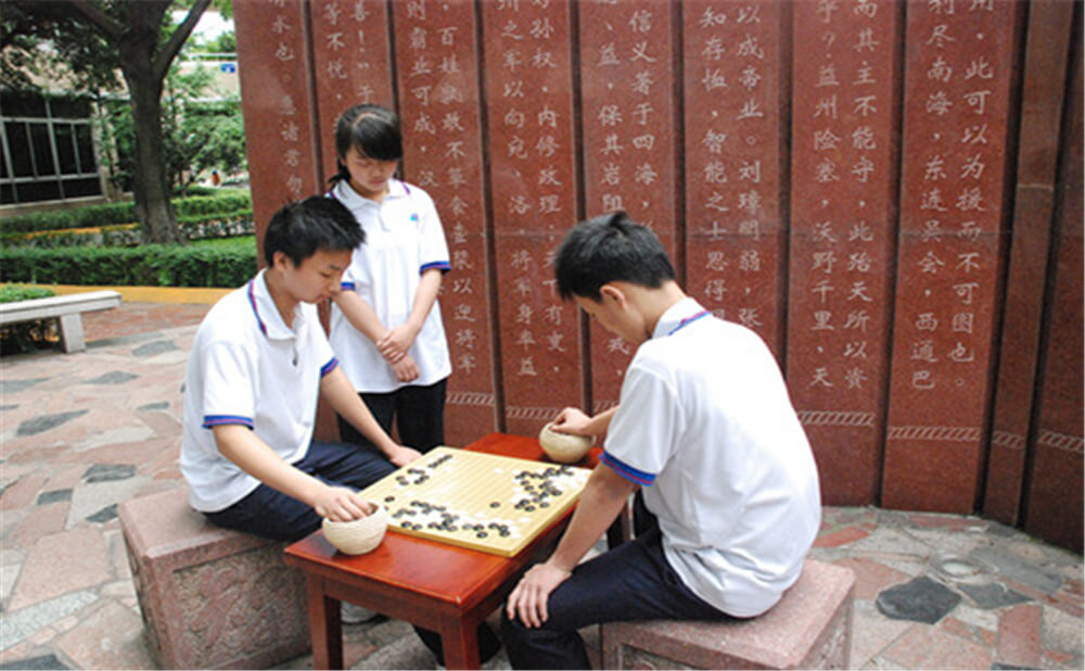 武侯高級(jí)中學(xué)的高考升學(xué)率是多少？