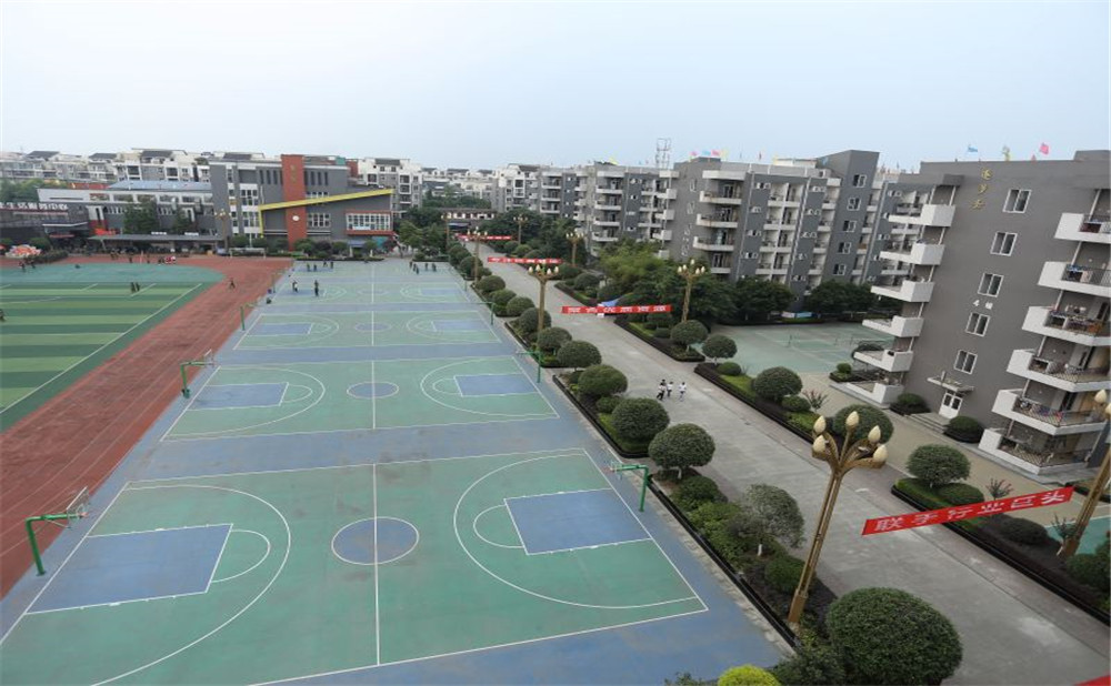 大彎中學(xué)去年的錄取分?jǐn)?shù)線(xiàn)是多少？