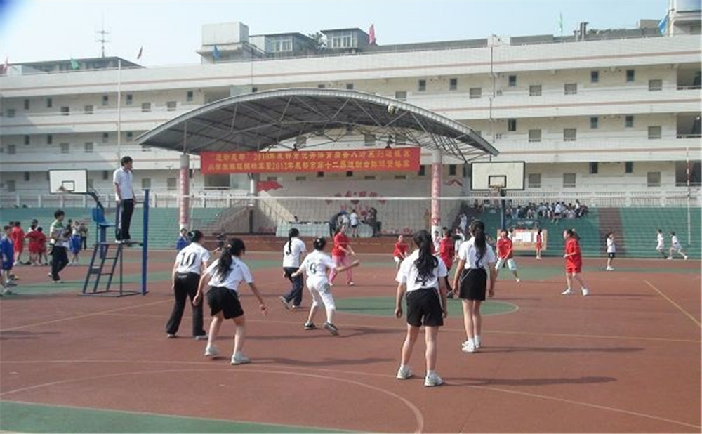 升庵中學(xué)高中部的錄取分?jǐn)?shù)是多少？