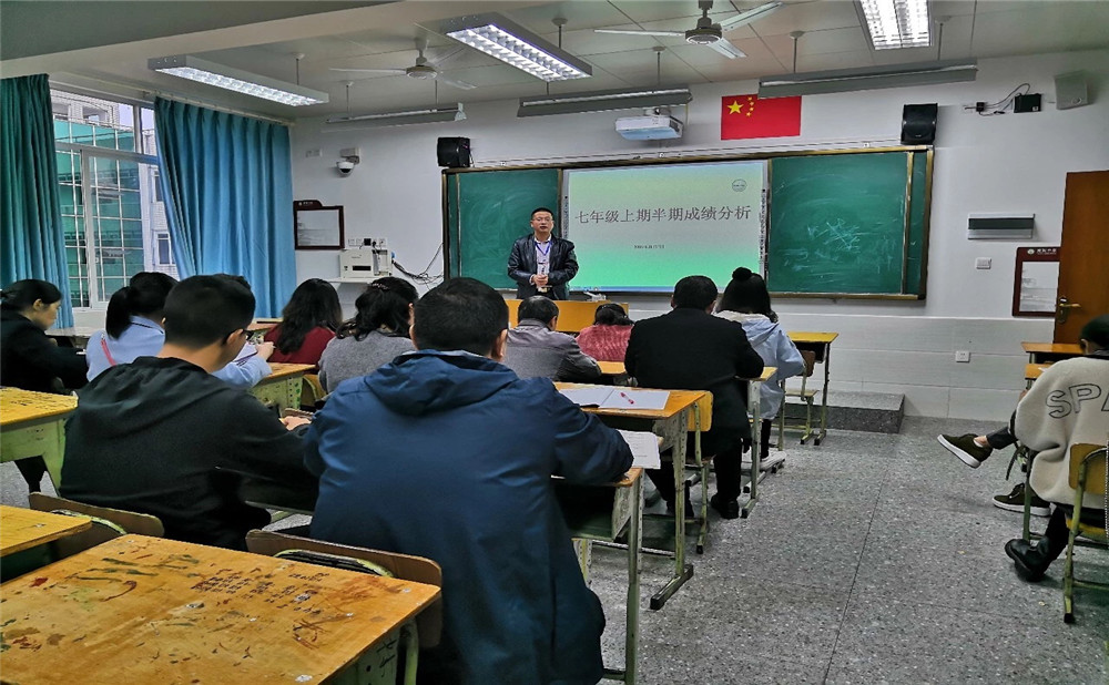 棠湖中學(xué)老師怎么樣？