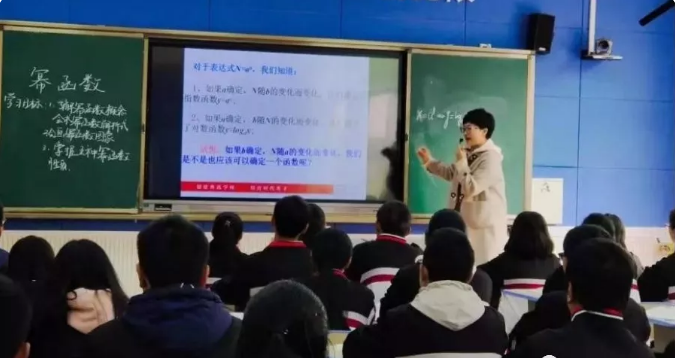 蒲江中學的錄取分數(shù)線是多少？