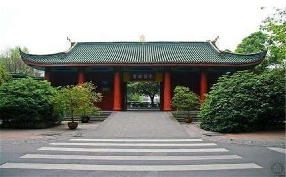 成都石室中學(xué)2020年招生標(biāo)準(zhǔn)是什么？