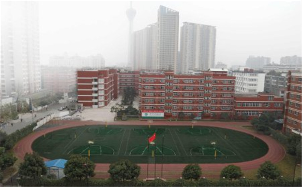 北師大成都實(shí)驗(yàn)中學(xué)的高中住宿怎么樣？