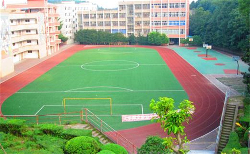 簡(jiǎn)陽(yáng)實(shí)驗(yàn)中學(xué)的高中住宿怎么樣？