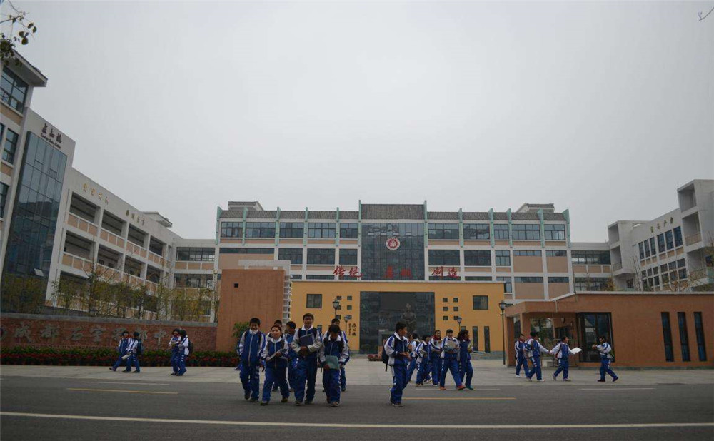 成都石室蜀都中學(xué)高中宿舍怎么樣？