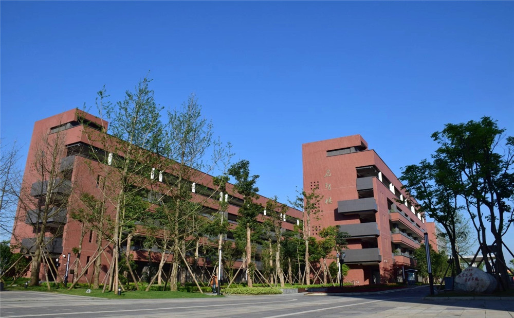 電子科技大學(xué)實(shí)驗(yàn)中學(xué)本科升學(xué)率是多少？