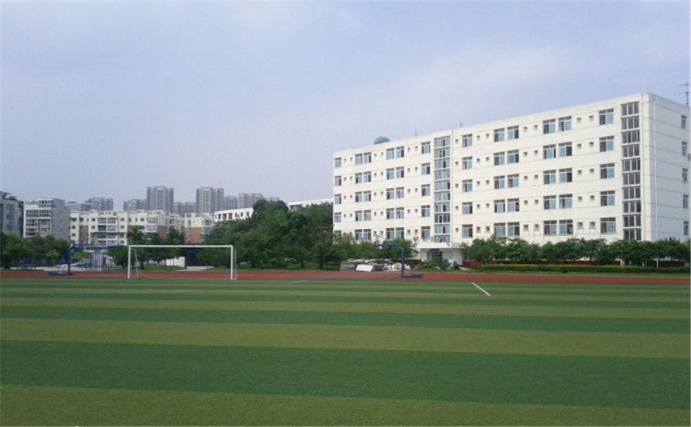 2020年龍泉二中計劃招多少人？