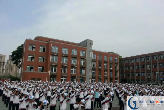 2020四川師范大學(xué)附屬第三實(shí)驗(yàn)中學(xué)的升學(xué)率是多少？