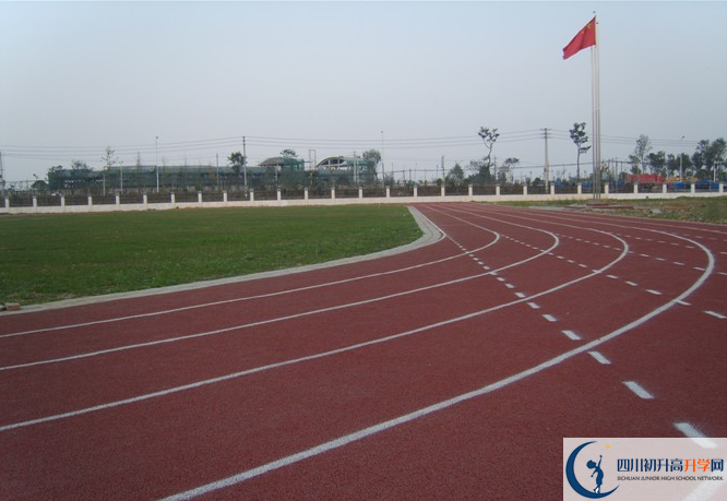 四川師范大學(xué)附屬第三實(shí)驗(yàn)中學(xué)這所學(xué)校怎么樣？