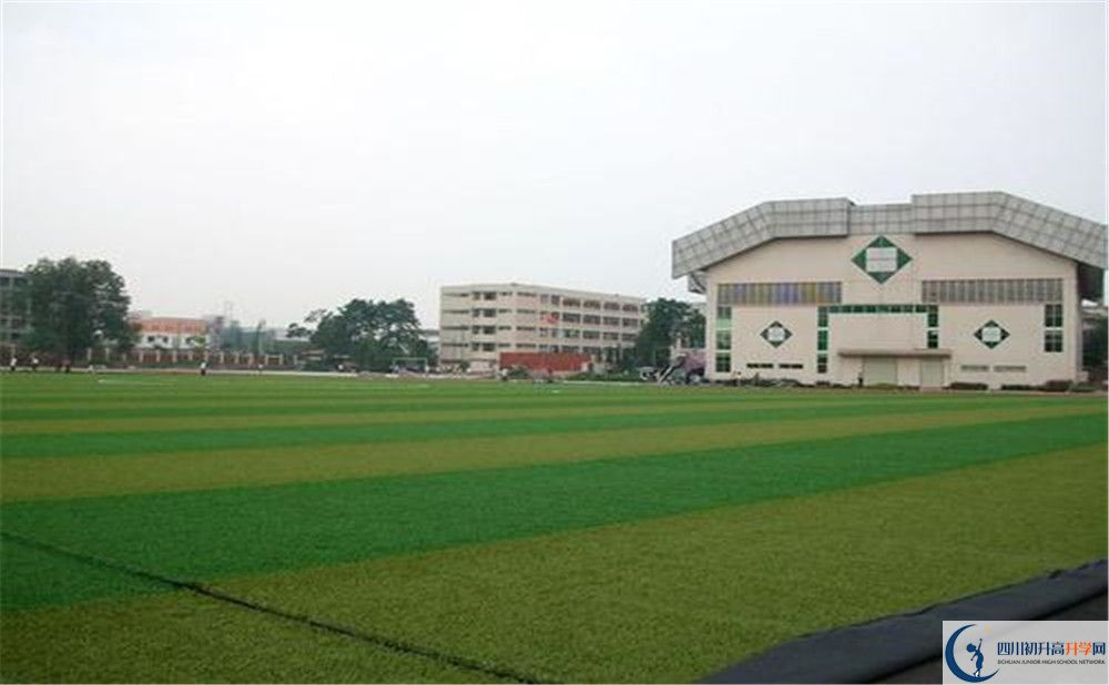 邛崍一中的高中住宿好不好？