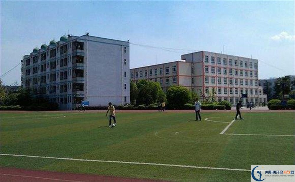 考?jí)郯仓袑W(xué)的分?jǐn)?shù)線是多少？