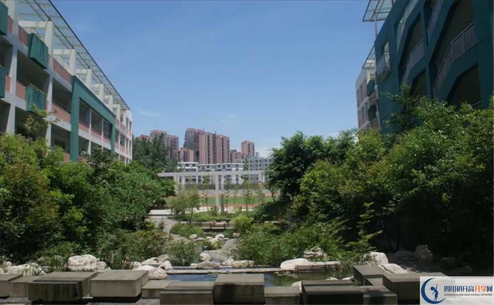 北師大成都實(shí)驗(yàn)中學(xué)2020年高一入學(xué)考試時(shí)間是多久？