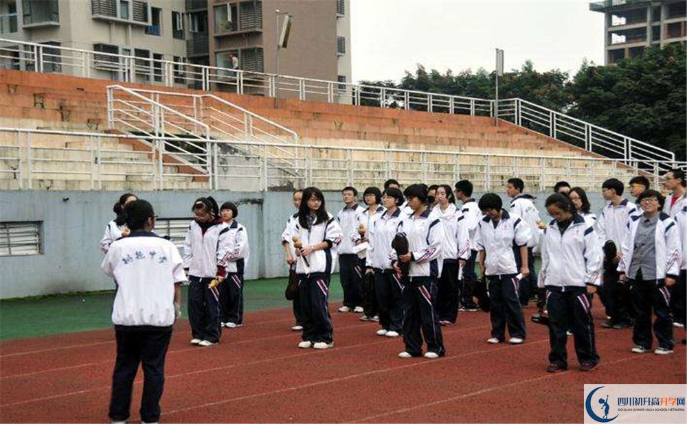 成都樹德中學(xué)光華校區(qū)住宿費用是多少錢？