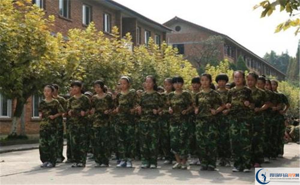 石室聯(lián)合中學(xué)蜀華分校招生考試科目是什么？