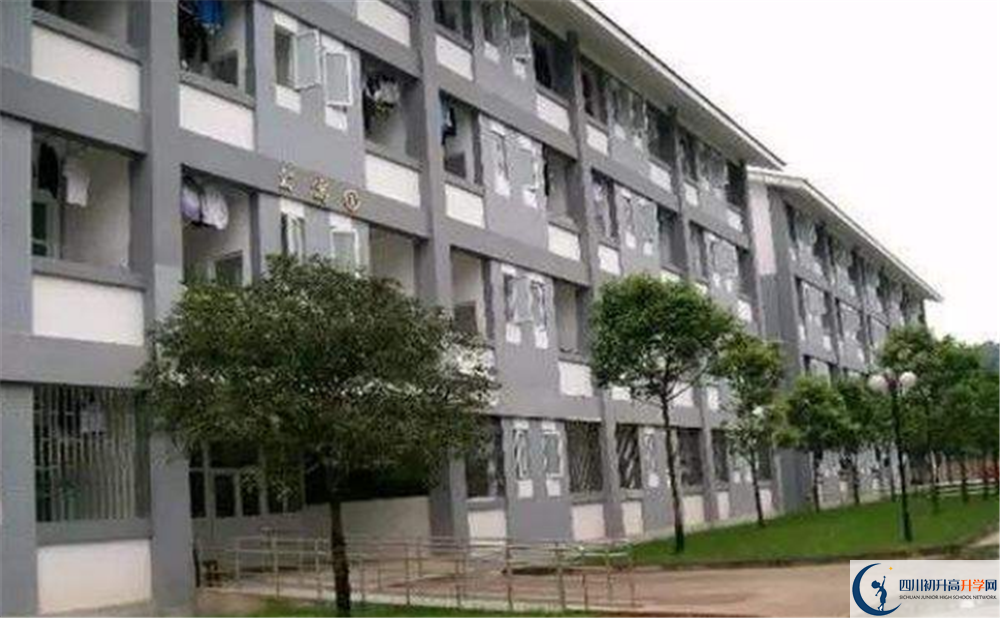 平樂(lè)中學(xué)2020清華北大錄取學(xué)生多少？
