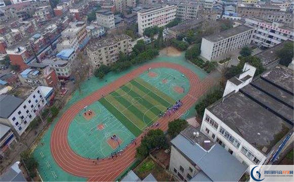 竹篙中學(xué)初升高難不難？