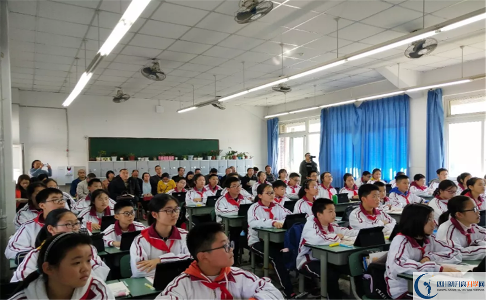 安仁中學(xué)位置在哪里？
