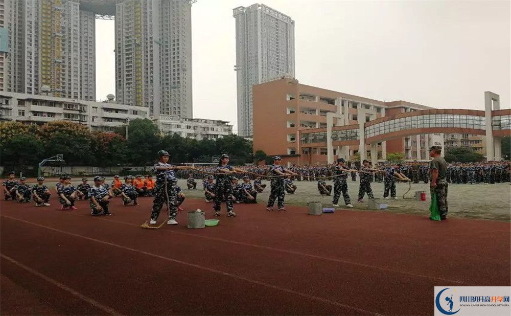 成都十二中（四川大學(xué)附屬中學(xué)）是重點(diǎn)中學(xué)嗎？
