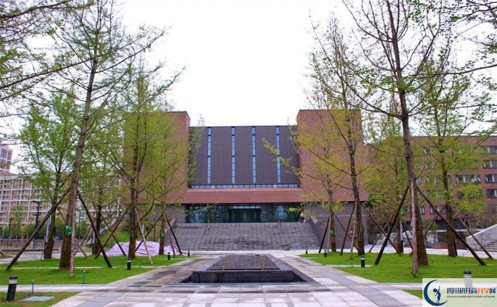 電子科技大學(xué)實驗中學(xué)是重點中學(xué)嗎？