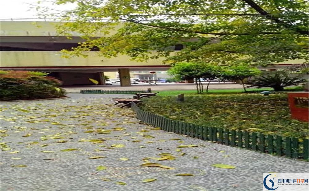 四川師范大學(xué)附屬第三實驗中學(xué)在全國高中排名多少？