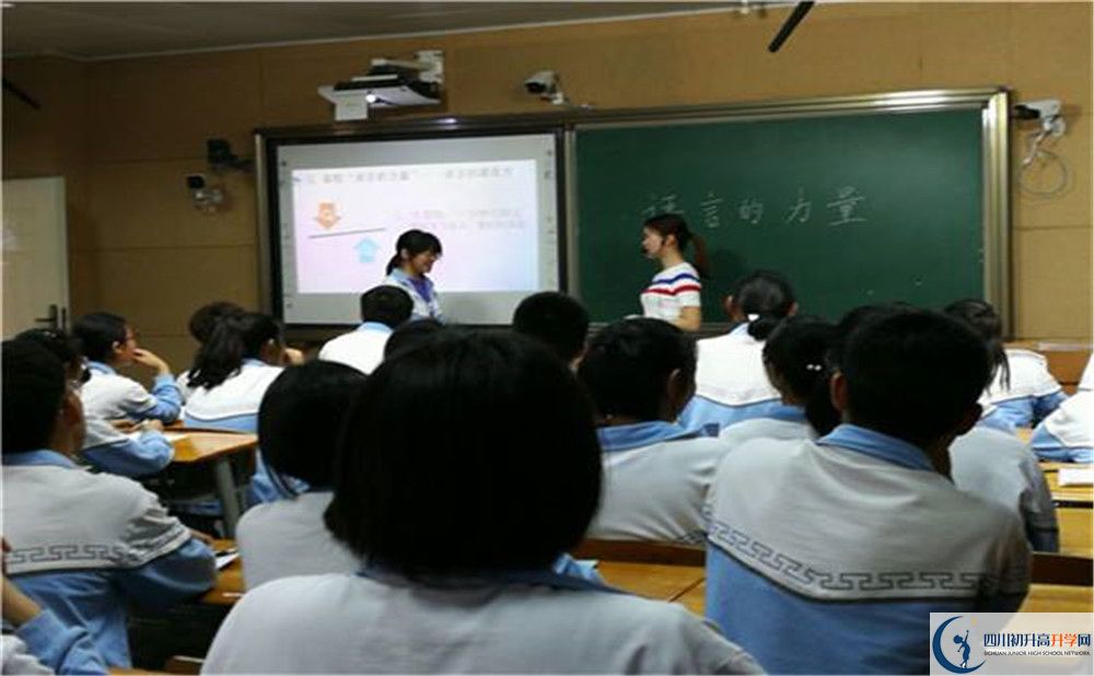 華潤高級中學(xué)2020年高三文綜測試題難嗎？