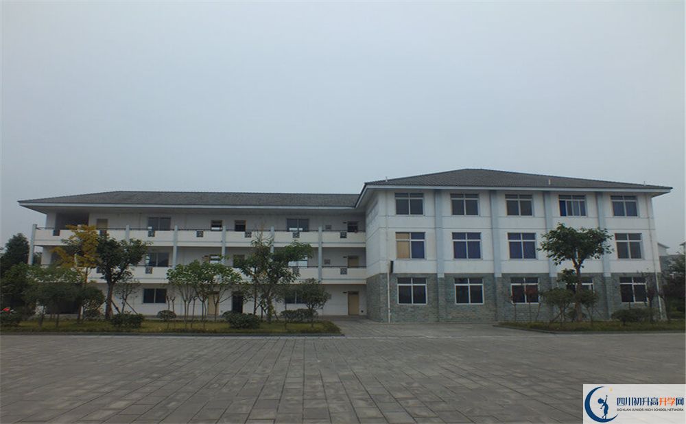 淮口中學(xué)在全國高中排名是多少？