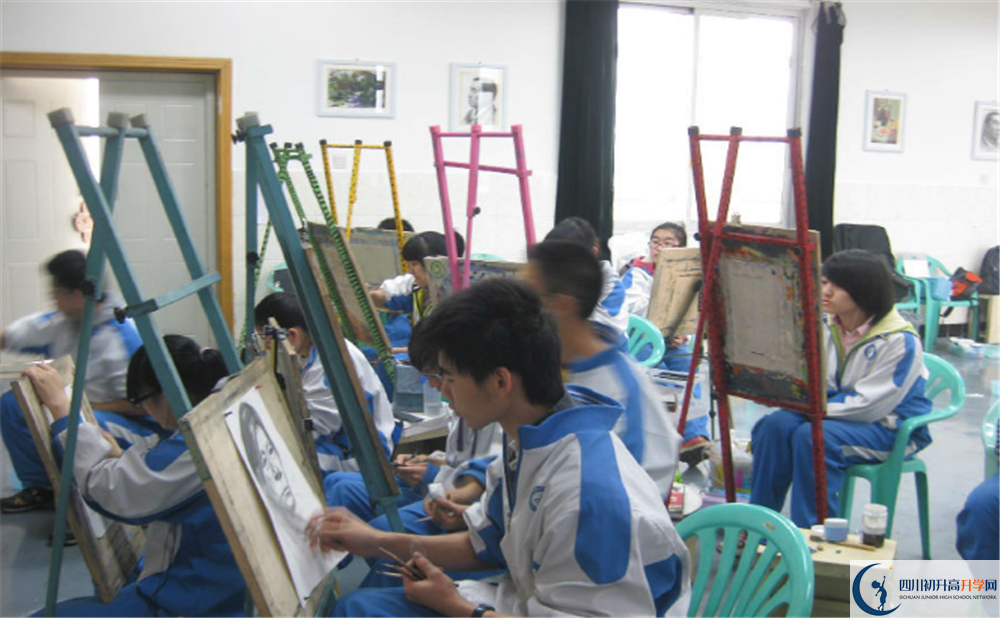 成都十一中實(shí)驗(yàn)班學(xué)費(fèi)貴嗎？