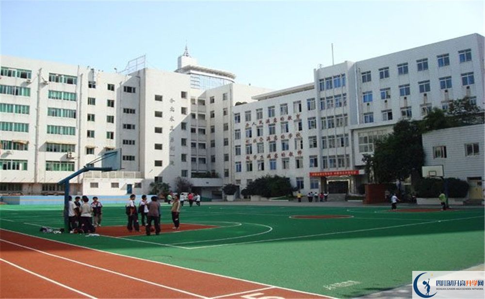 成都市西北中學(xué)平行班中考重點(diǎn)率高不高？