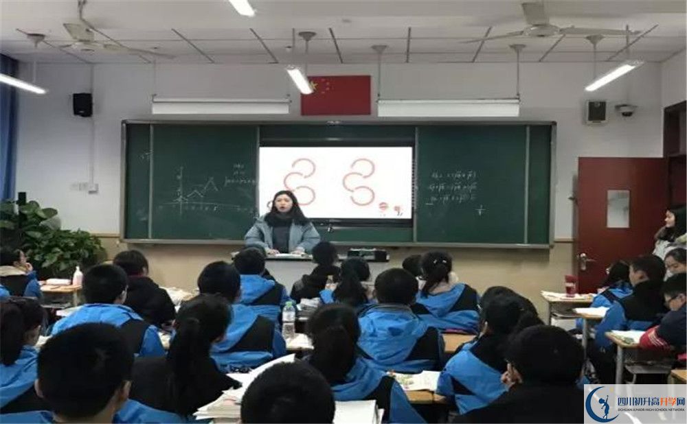 2020年成都十八中軍訓時間安排在哪看？