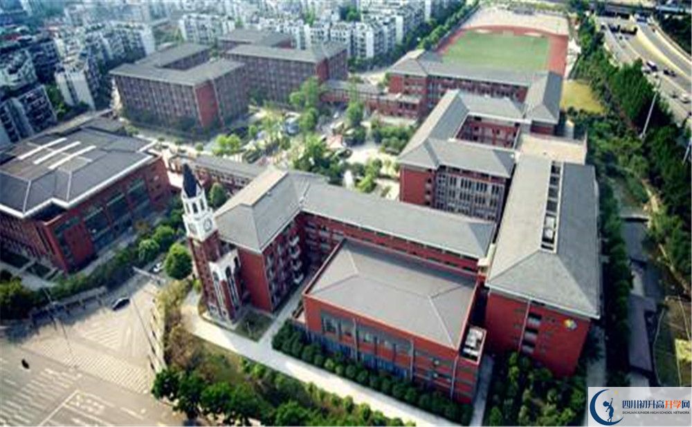成都七中萬達學校2020年高考人數(shù)是多少？