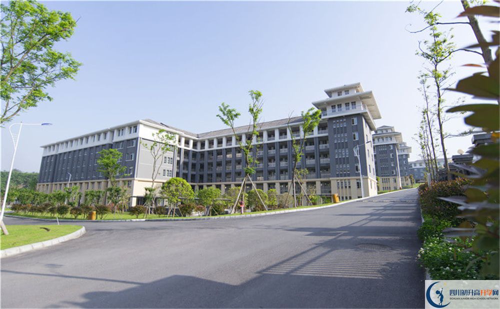 2020恩陽中學(xué)錄取線是否有調(diào)整？