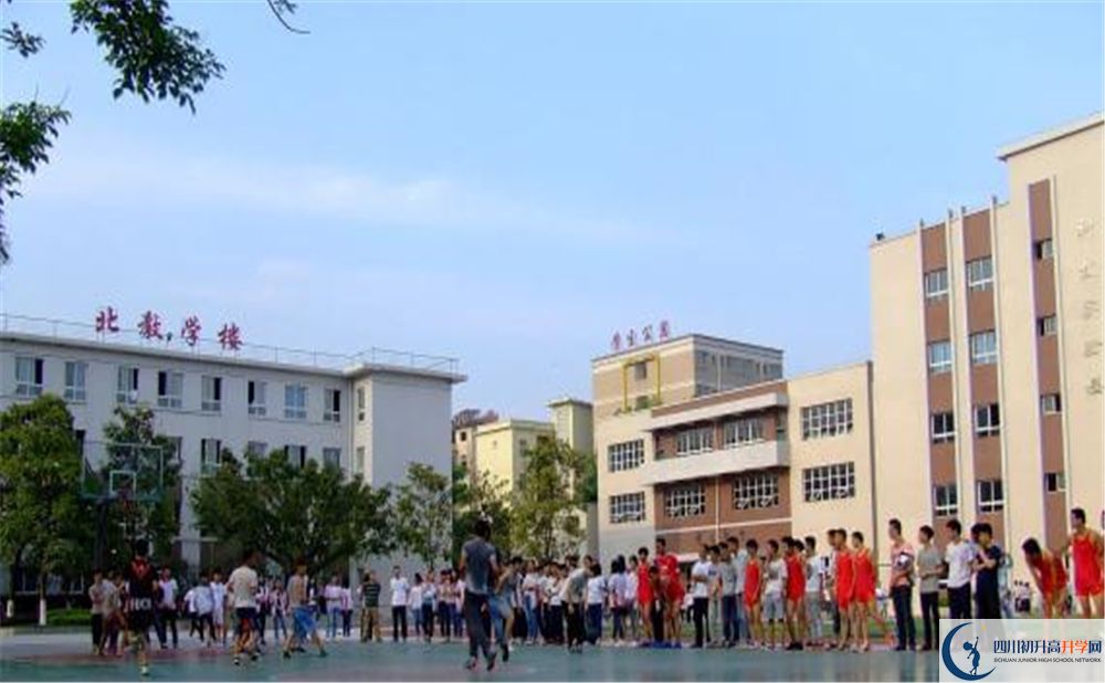 達(dá)州鐵路中學(xué)高三診斷考試時(shí)間怎么安排？