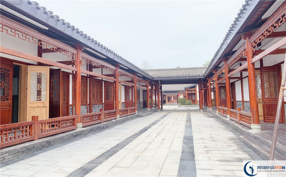 綿實(shí)外國語學(xué)校2020年錄取分?jǐn)?shù)線是多少分？